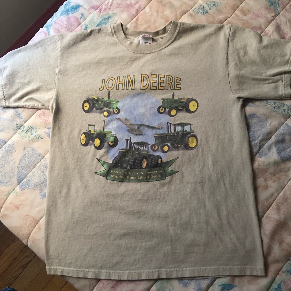 Vintage John Deere Tee - Medium
